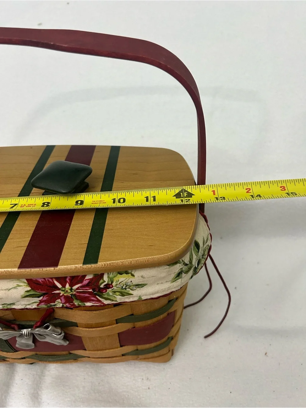 Longaberger 2008 Christmas Collection “Wrapt It Up” Basket